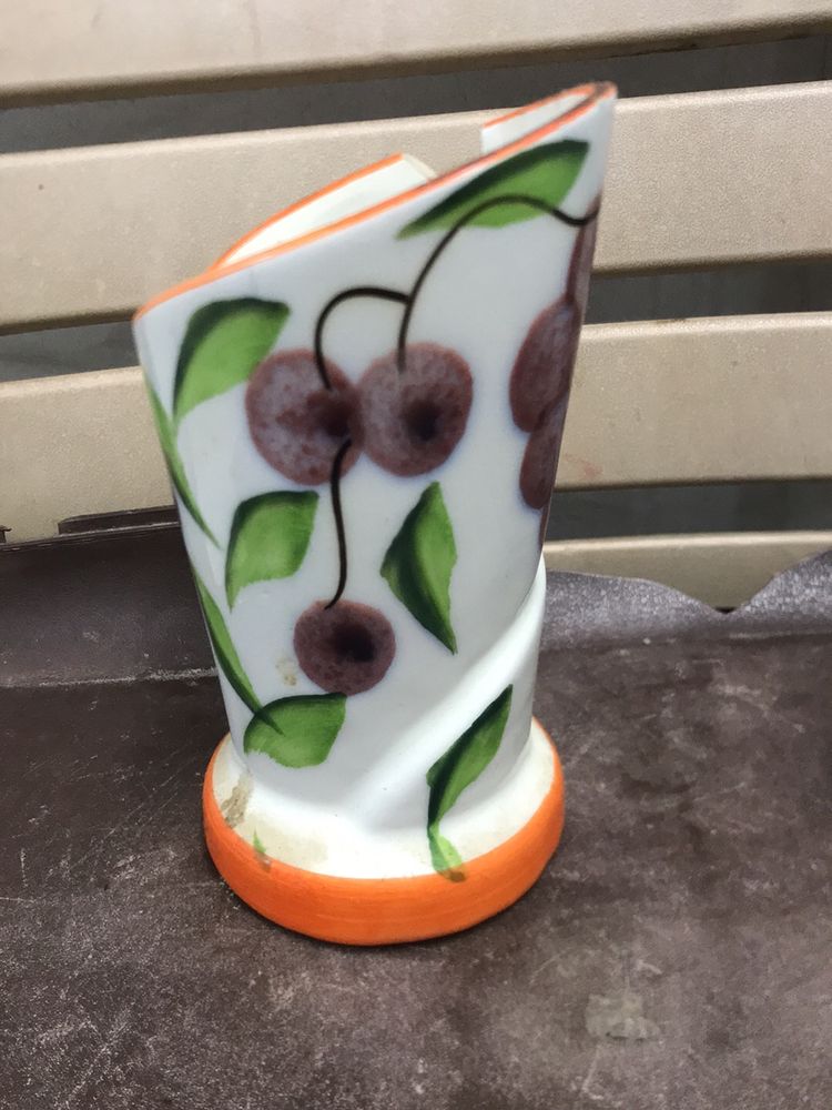 Vase/Flower Pot