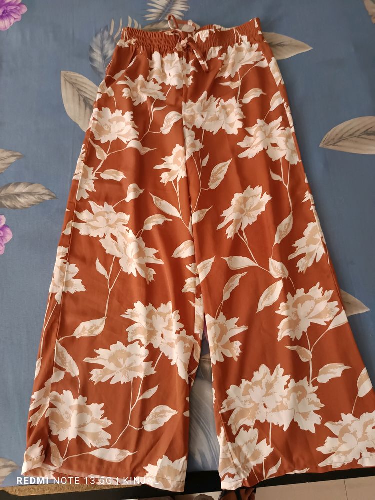 Relaxed Floral Print Women Trouser