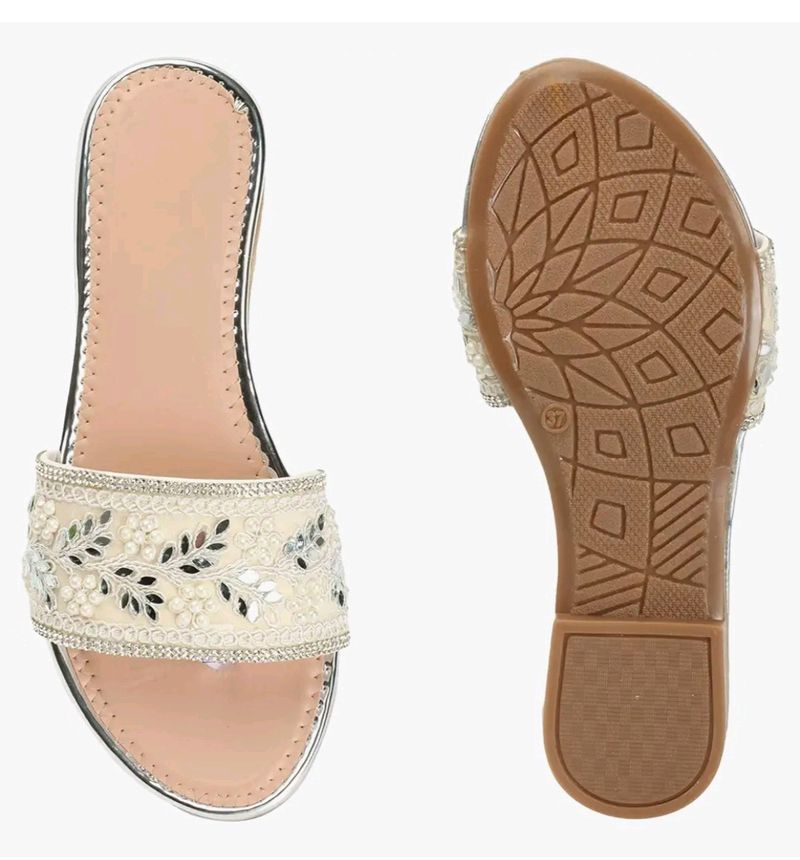 Women Flats @❗₹59