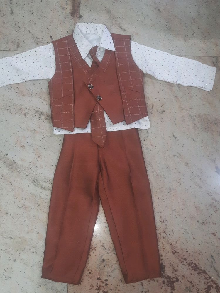 Brown 3 Piece Coat Tie  Set