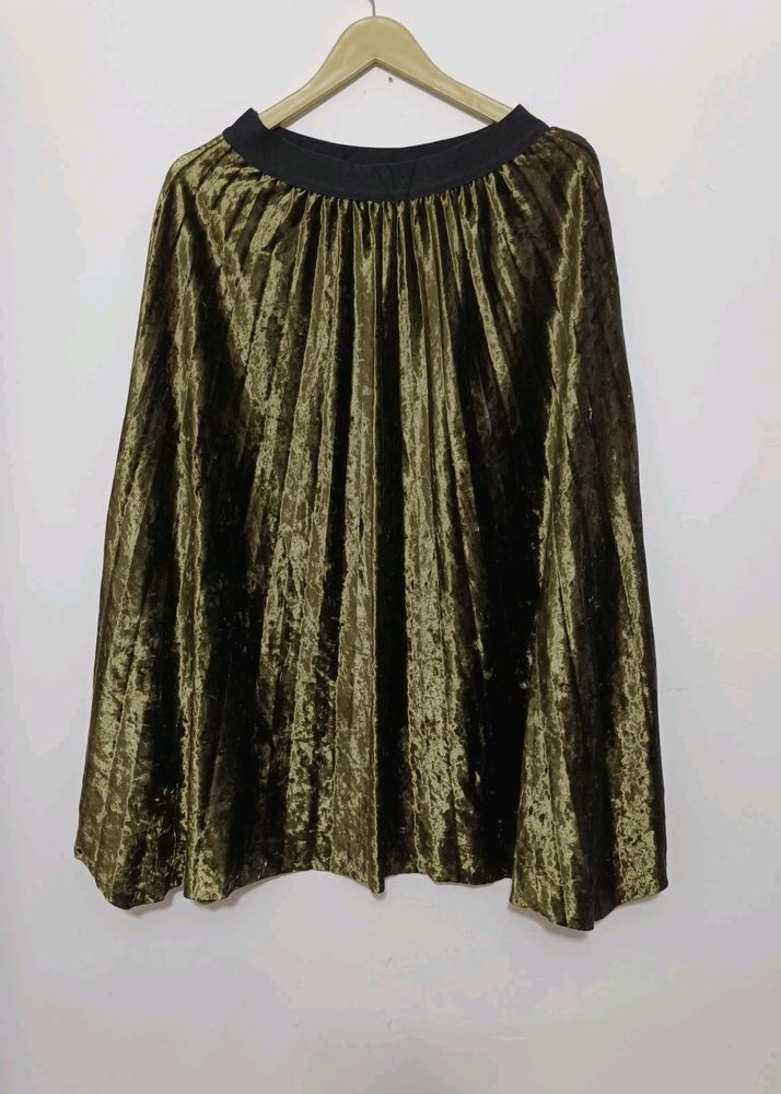 Velvet Skirt...waist 26 28 30 32 Inches