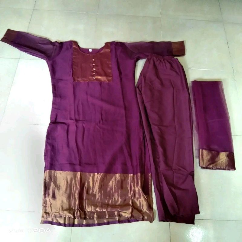 Kurti Set