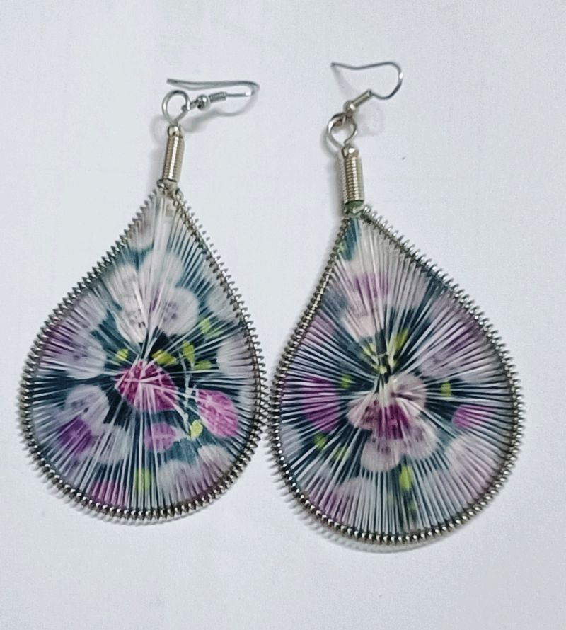 Thread Woven Beautiful Earrings In Shades Of 💜