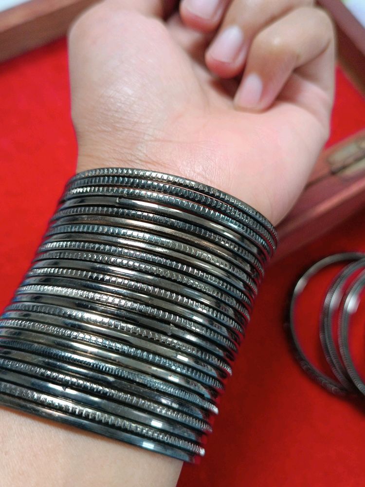 Trendy Oxidized bangles