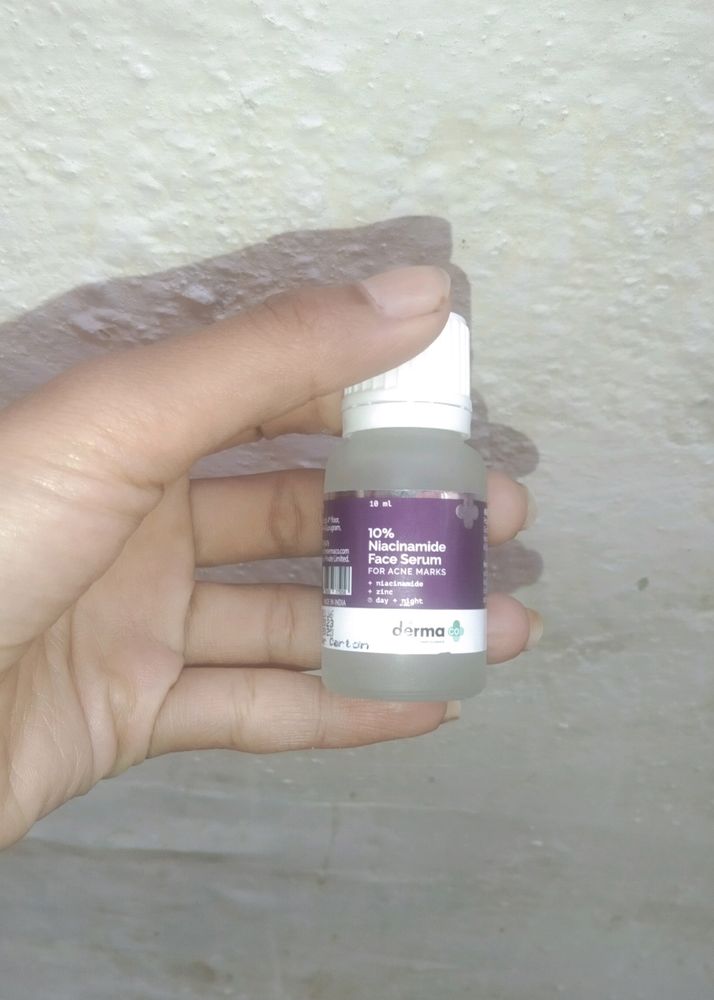 Derma Co Serum