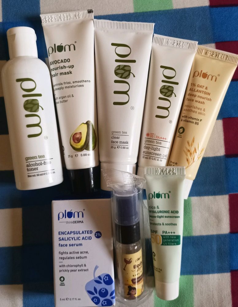 Plum Travel Skincare Kit