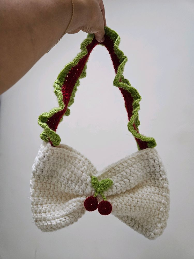 Pinterest  Crochet Cherries Bow Bag