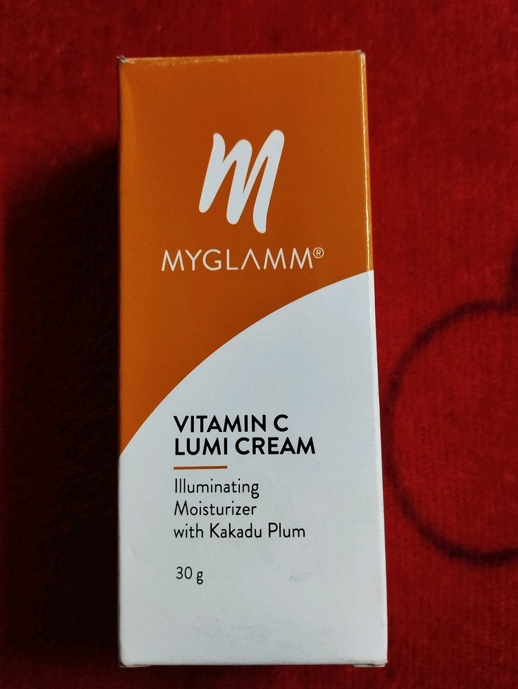 COMBO OF SUNSCREEN AND Myglamm Vitamin C Lumi Cre