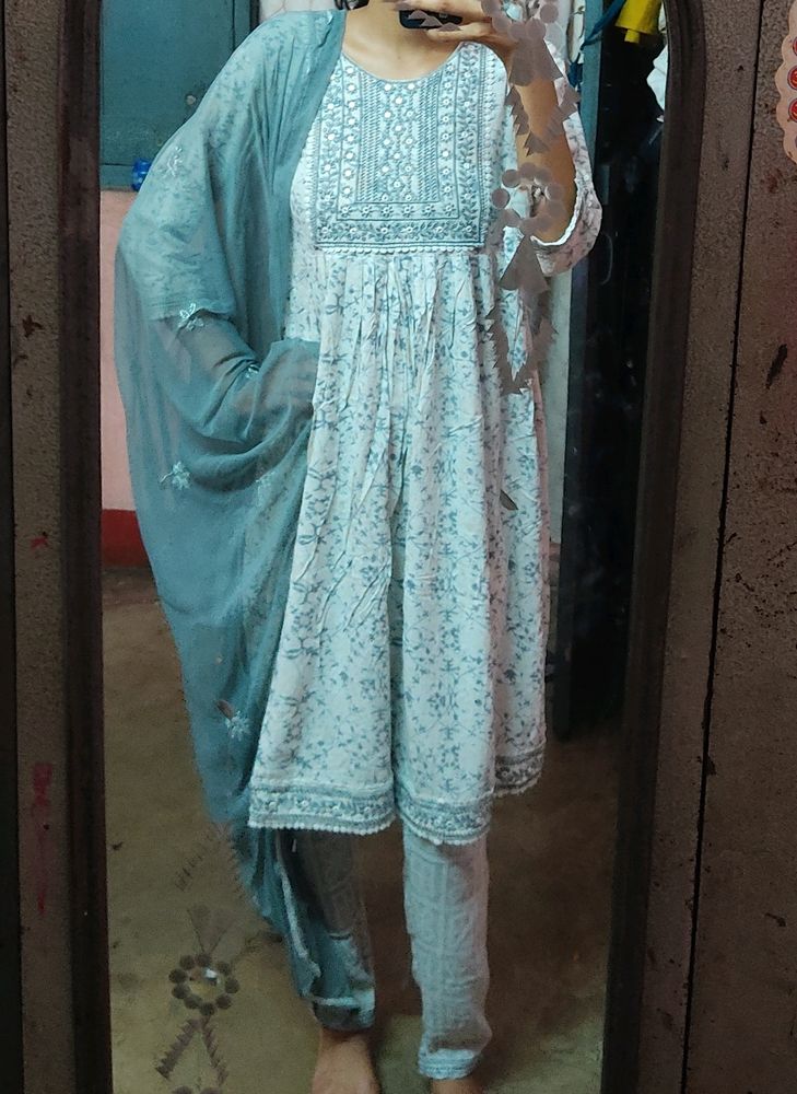 Kurta Pant And Dupatta Set