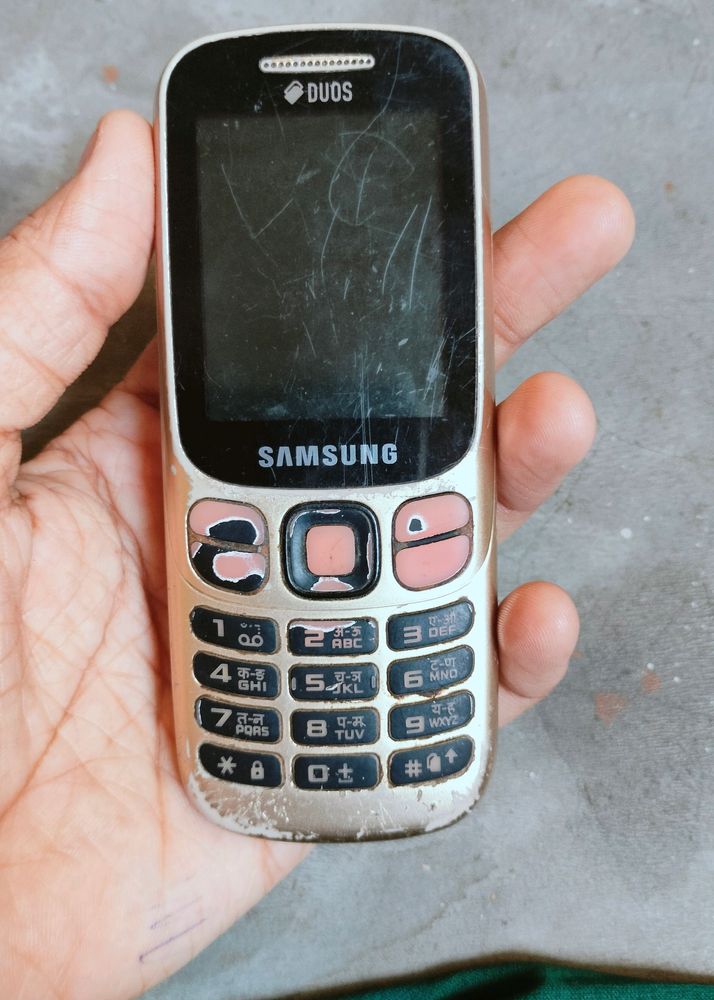 Duos Samsung Keypad Phone