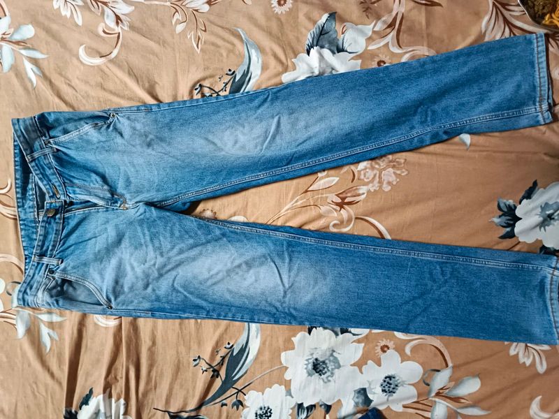 Men's Casual Blue Jeans(Levis Brand)