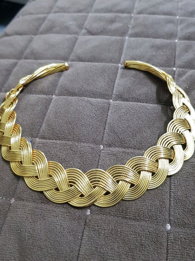 Hasli / Gold Necklace / Choker