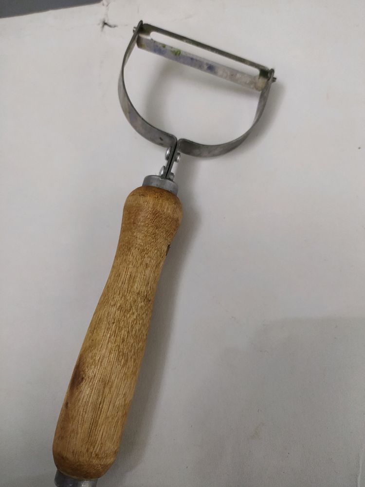 Vegitable and Fruit Peeler