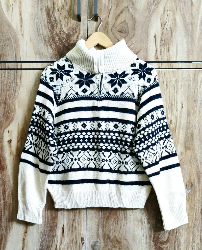 Black & Offwhite Designer Sweater Size-42-44