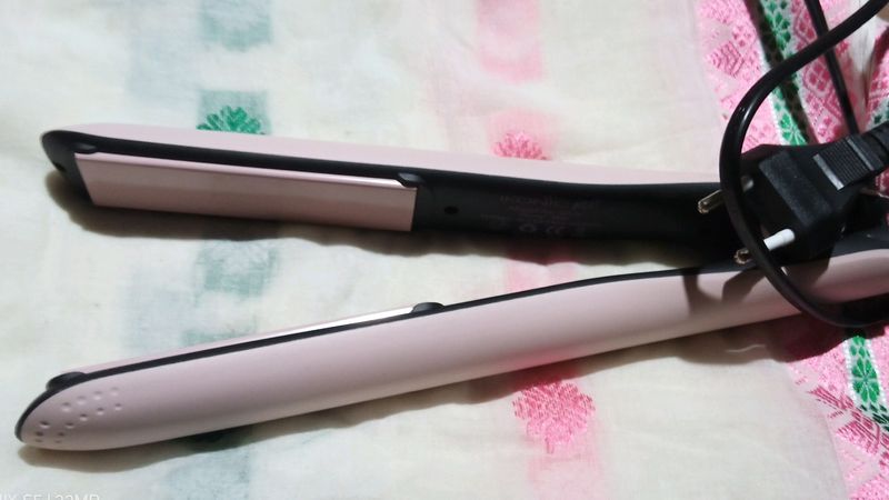 Ikonic Hair Straightener