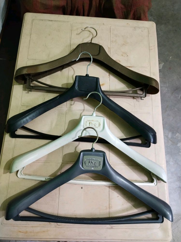 🧥 Coat Hangers Combo