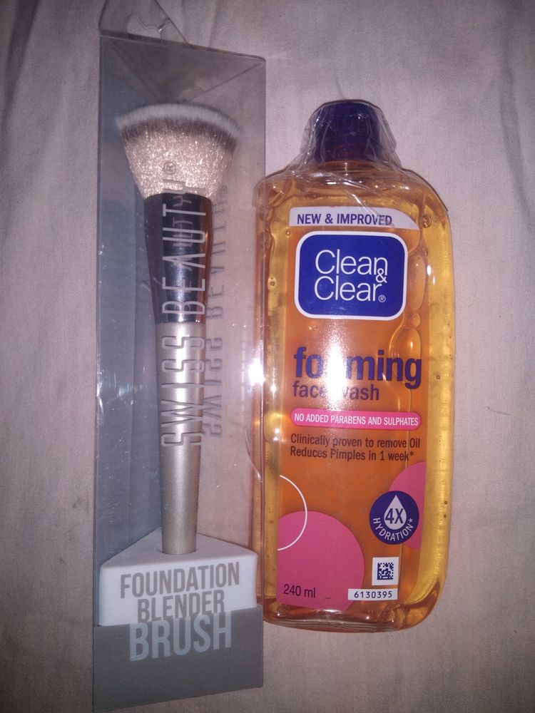 Combo Of Face Wash And Brush