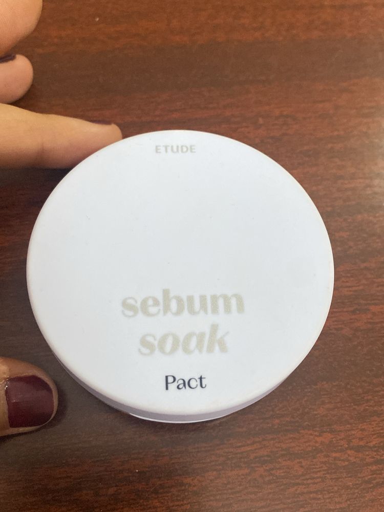 ETUDE Sebum Soak Pact (23AD)