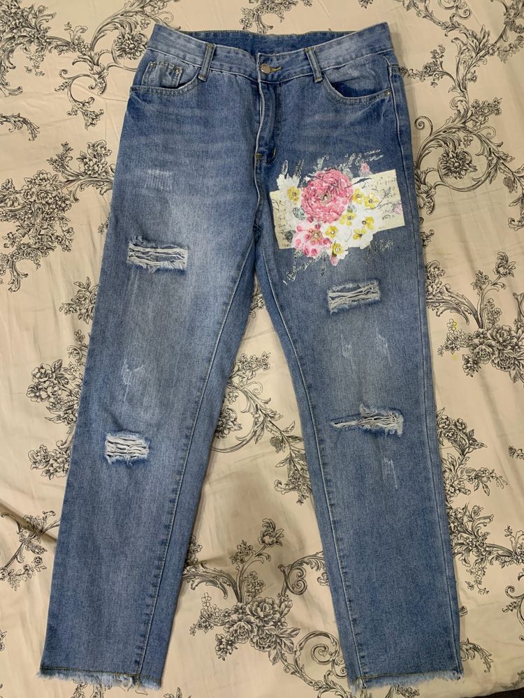 2 Women Treny New Jeans