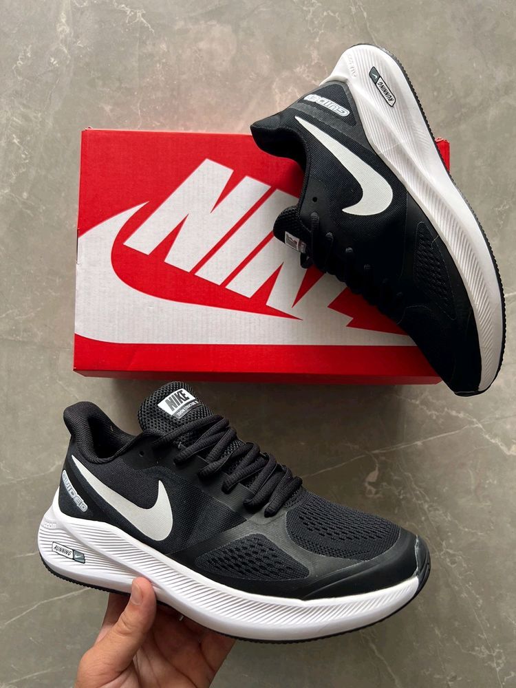 Nike Balck Shoes