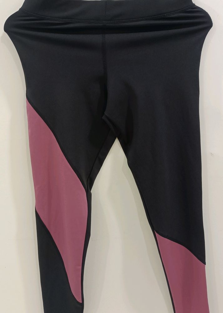 Black Active Wear Leggings (Woman)