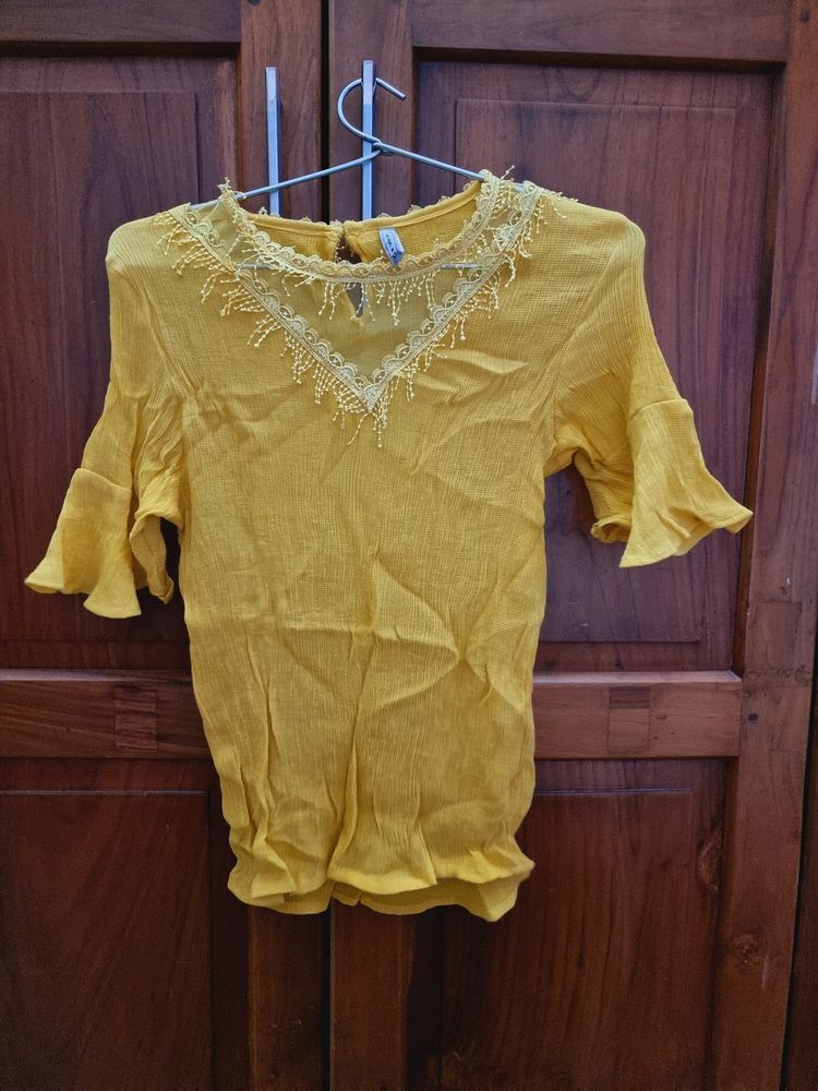 Mustard Yellow LEE COOPER top