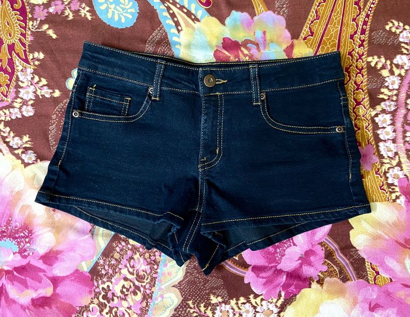 FOREVER 21 Denim Shorts (Micro Mini)