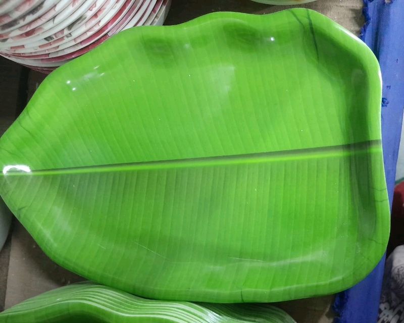 Leaf Design Plates