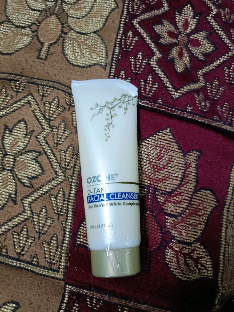 Ozone D-Tan Facial Cleanser