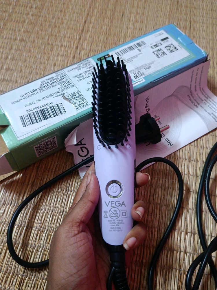 Price Crash-Vega Mini Straightening Brush