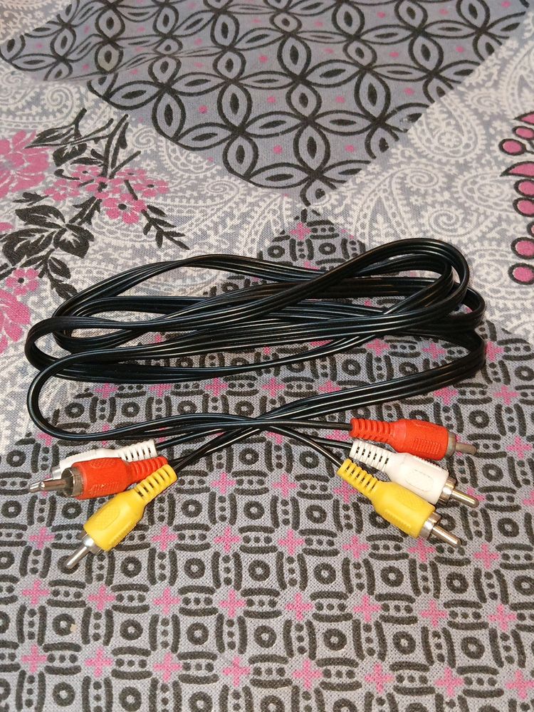 3 RCA Male to Male 3 RCA Audio Video AV Cable. Suitable for TV LC LED Home Theater Laptop PC DVD .Black,1 Pc Pack. (1.5 Meter)