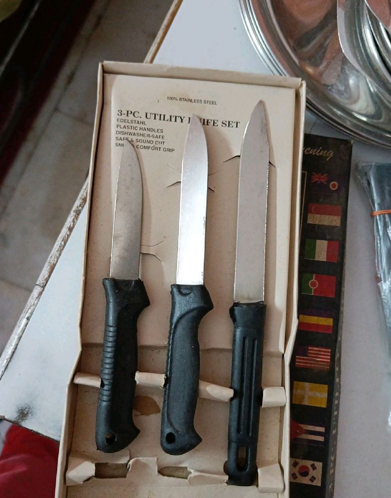 New Unused 3 Knife Set