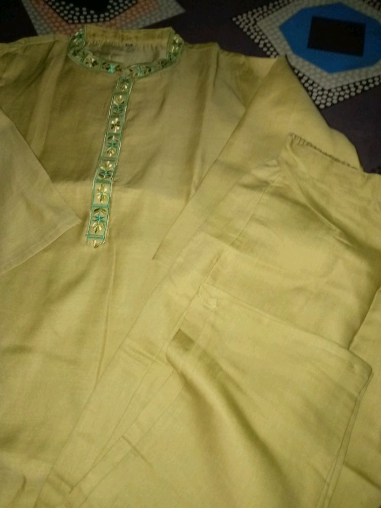 light green CLR new suit no use