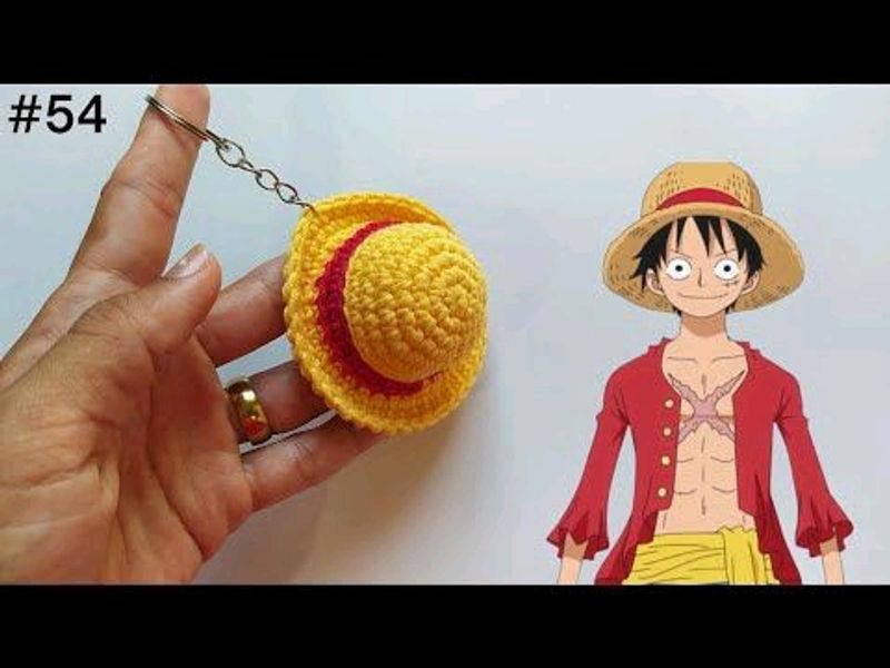 Luffy Hat Keychain