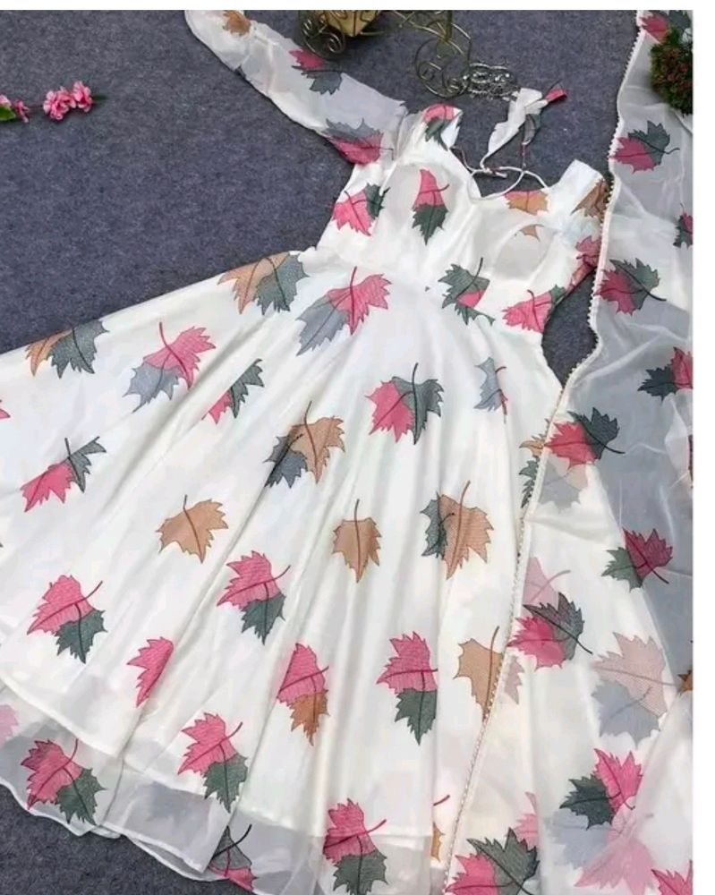 Unused Printed White Dress With Dupatta✨💗