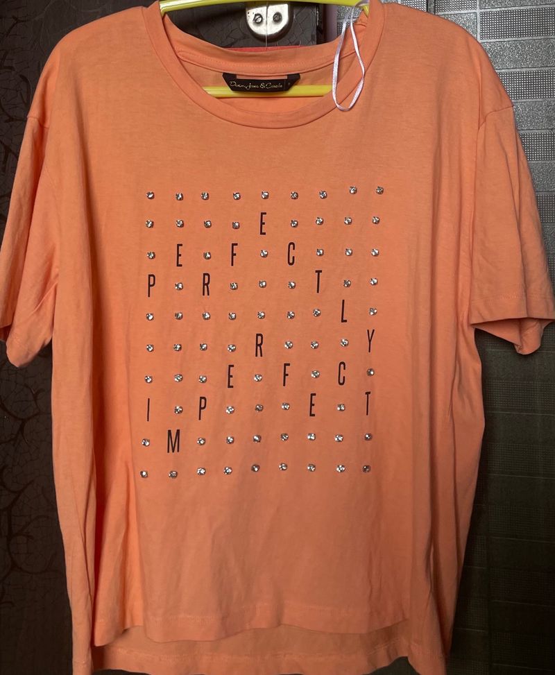 ORANGE TOP  in Size-S