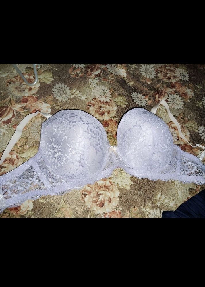 Best Bra For Ladies..On Offer..Contact Soon