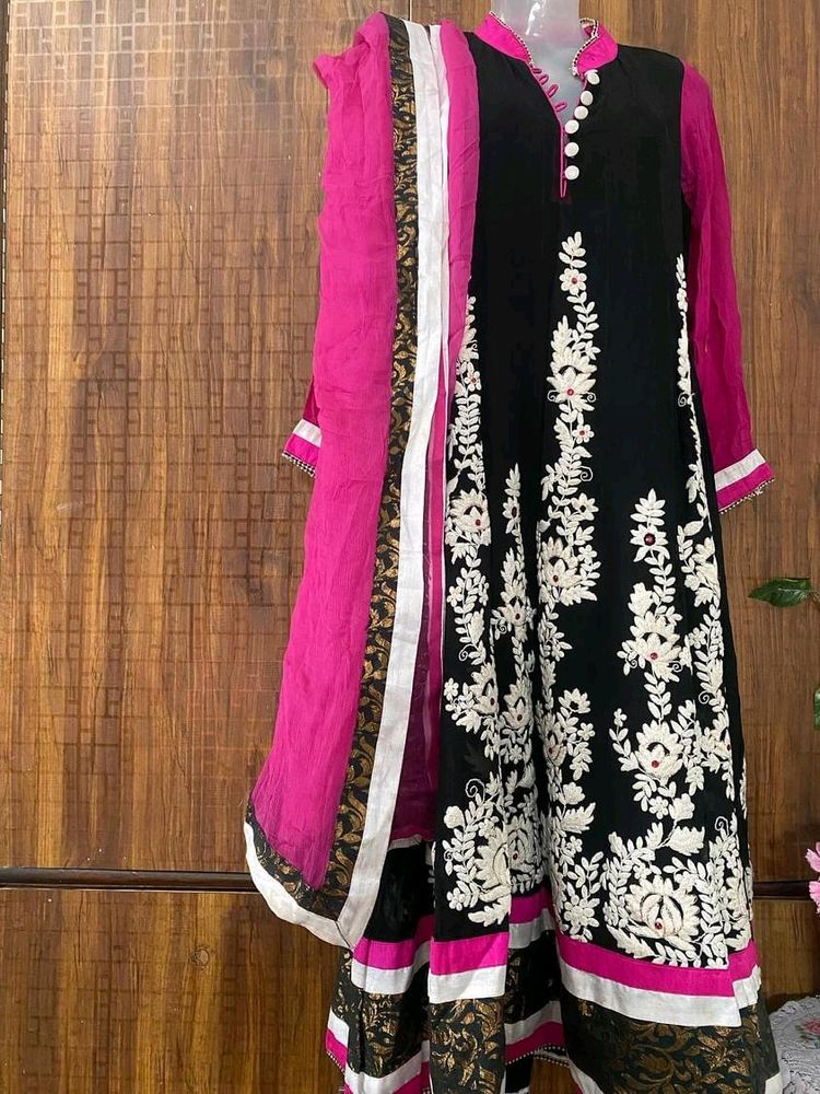 SALE 🤑 Black Magenta Anarkali Dress