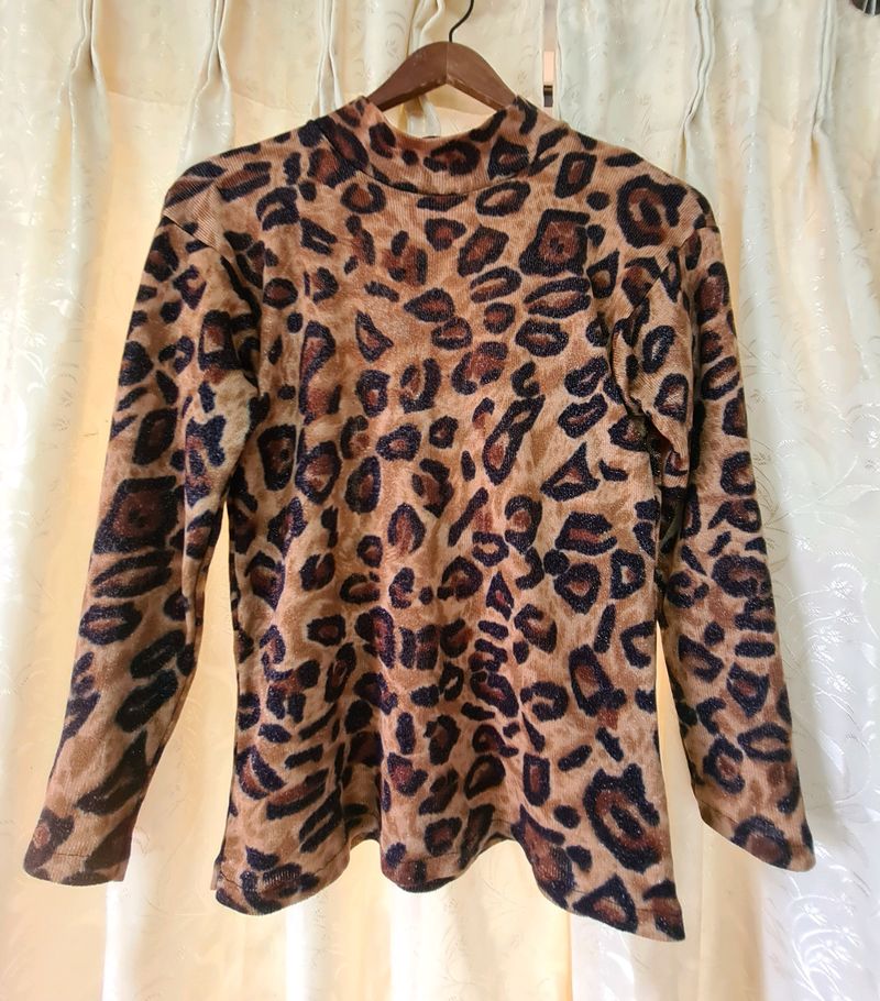 Leopard Print Turtle Neck Top