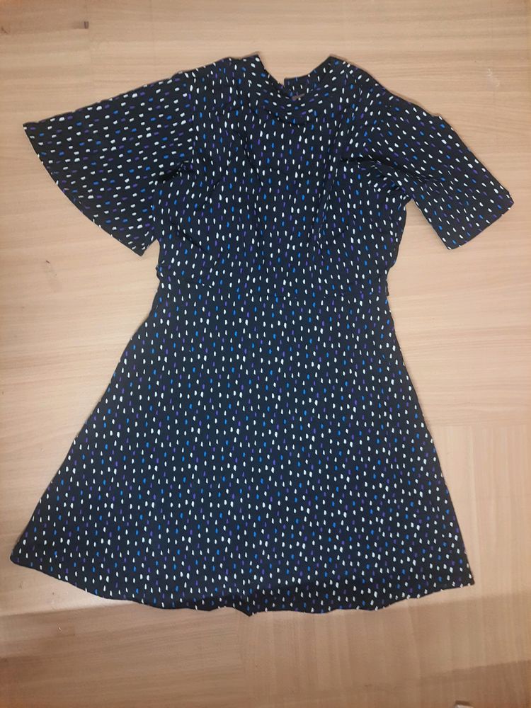 Black Printed Short Dress With Pockets(Without Belt)