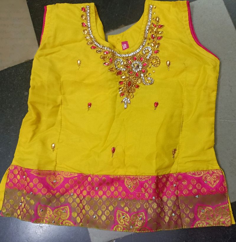 Diwali Offer Unused Gorgeous Pattu Pavadai