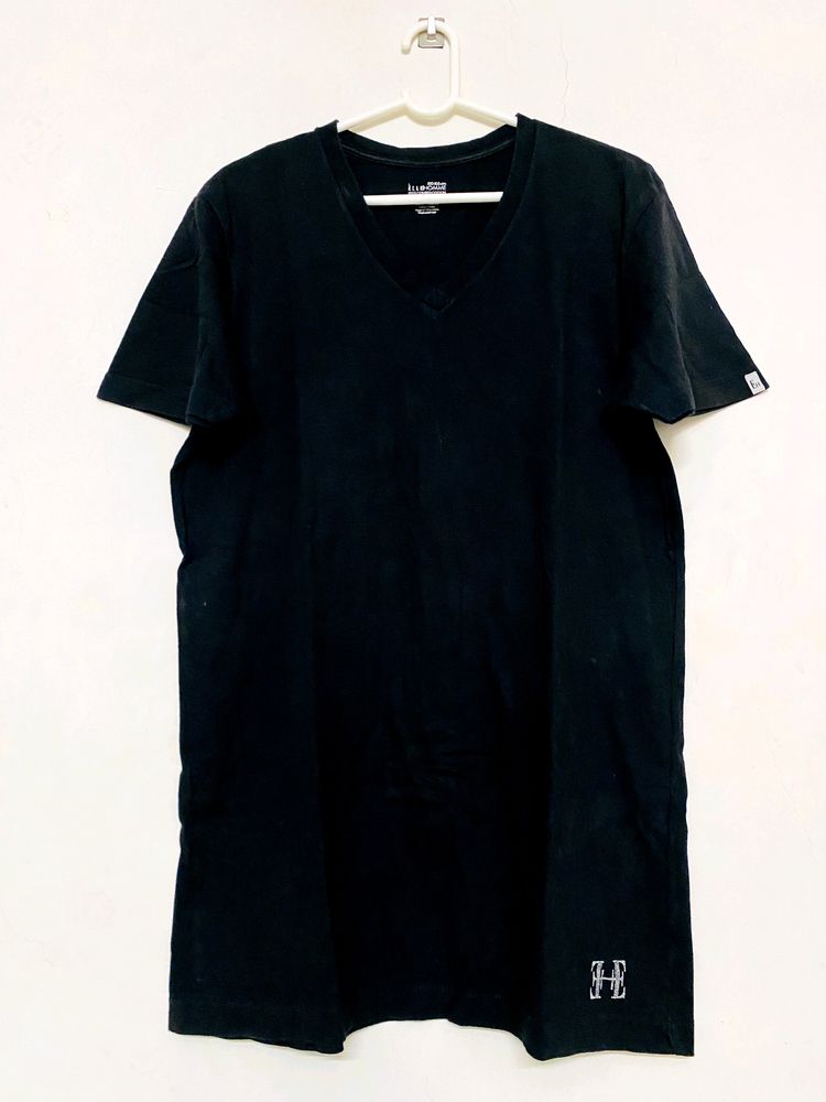 Original Elle Homme V Neck Long Length T Shirt