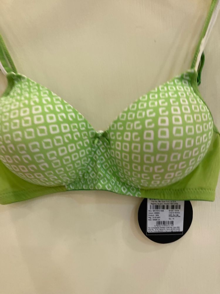 Clovia Bra