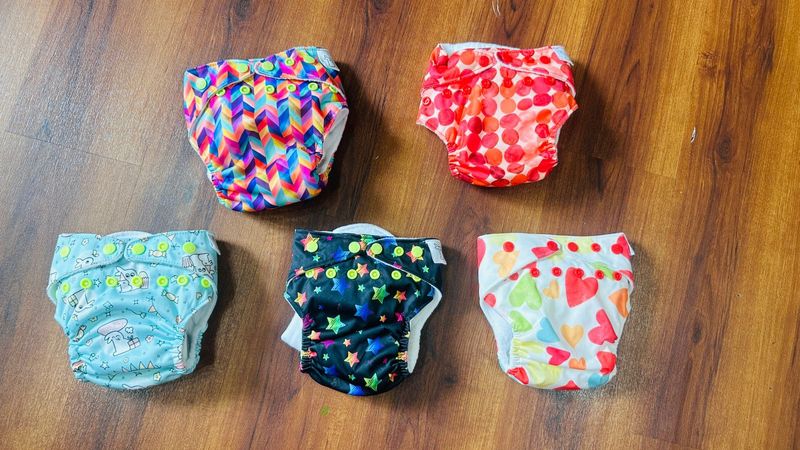 brand new Freesize UNO Cloth Diaper