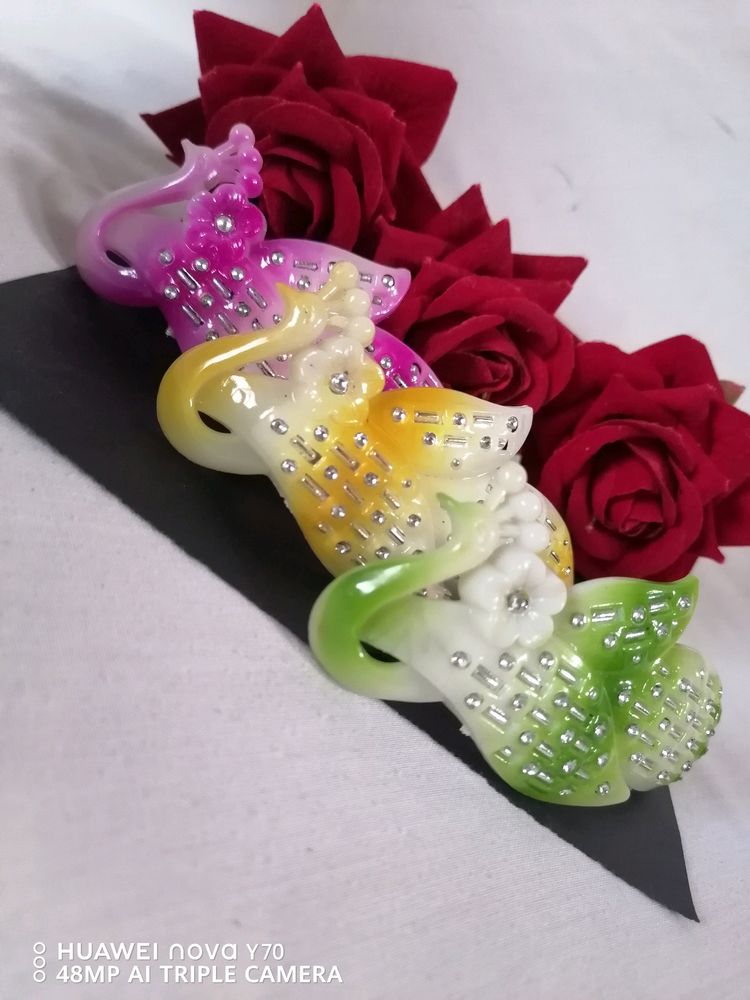 3 Pair Of Peacock Clip Only In ₹150