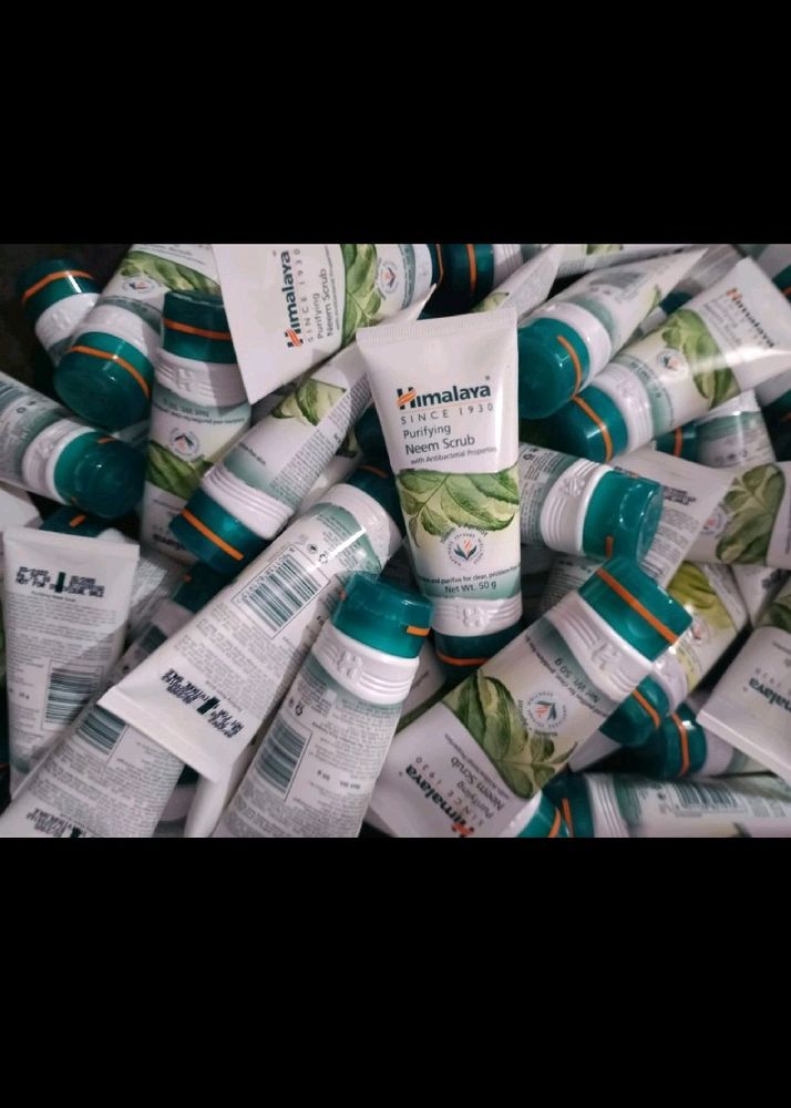 Himalaya Purifying Neem Scrub