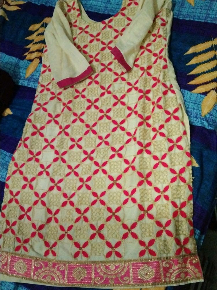 Suit Salwar In Good Condition