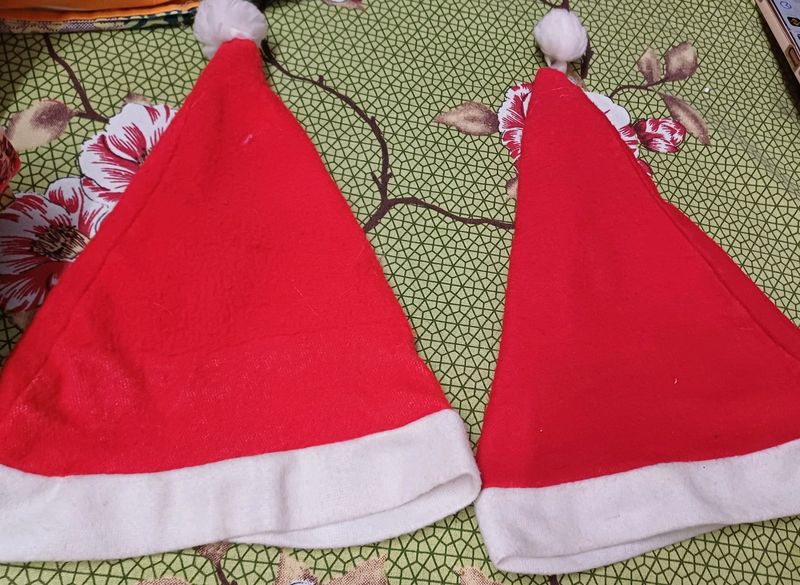 CHRISTMAS CAPS