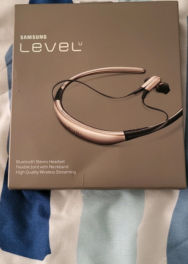 Bluetooth  Samsung  Level U Headset