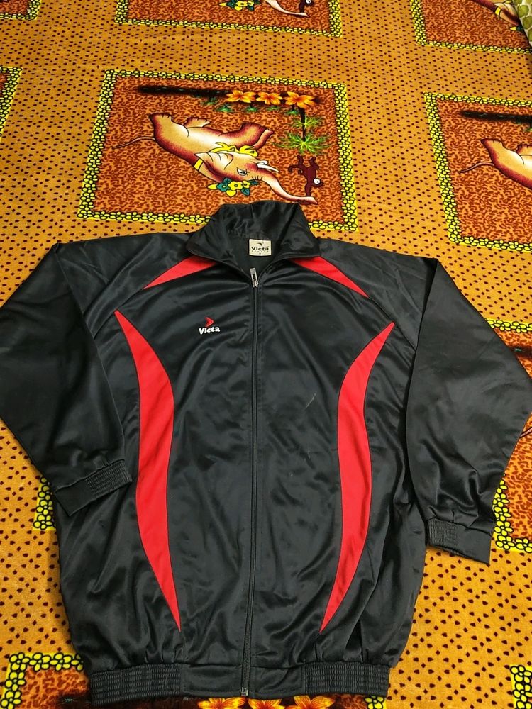 Victa Brand Track Suit XXL Brand